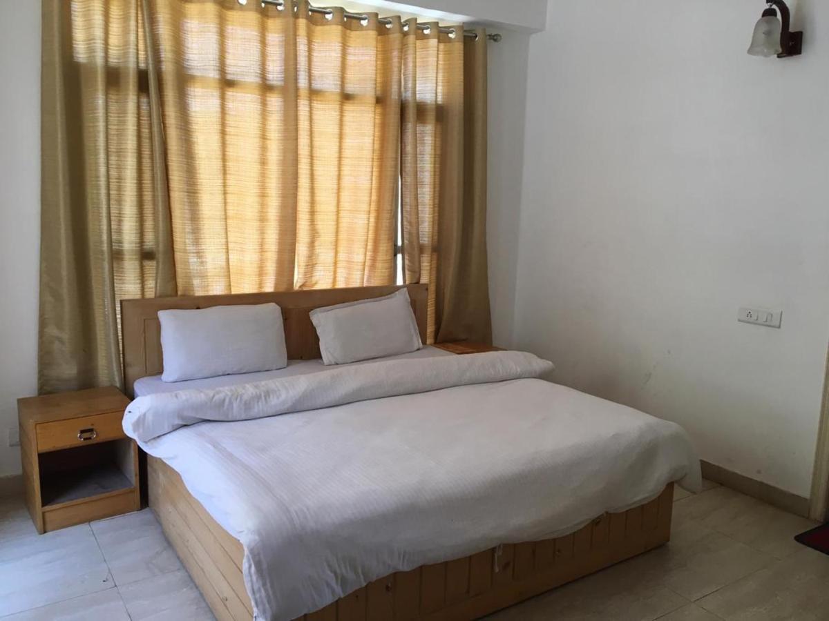 Himalyan Hills I Serviced Apt I Nature I Chef I Kasauli By Exotic Stays מראה חיצוני תמונה